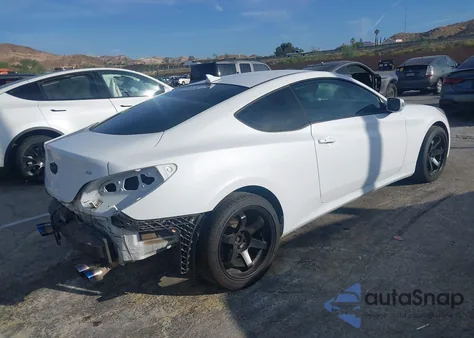 2016 Hyundai Genesis 3.8 Base z USA, uszkodzony, nr VIN KMHHT6KJ0GU132287